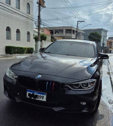 BMW 320i 2.0 16V TURBO GASOLINA 4P AUTOMÁTICO BMW 320i 2.0 16V TURBO GASOLINA 4P AUTOMÁTICO